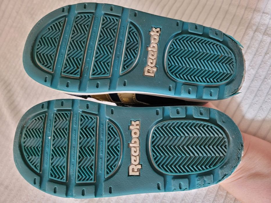 Półbuty dziewczęce Reebok Frozen rozm.24,5