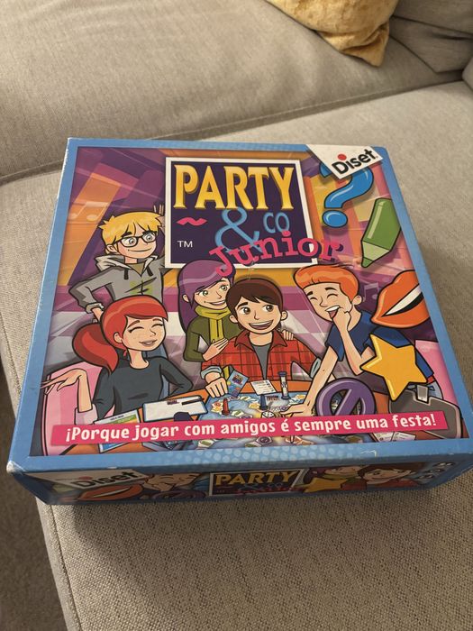 Jogo de tabuleiro- Party & co Junior