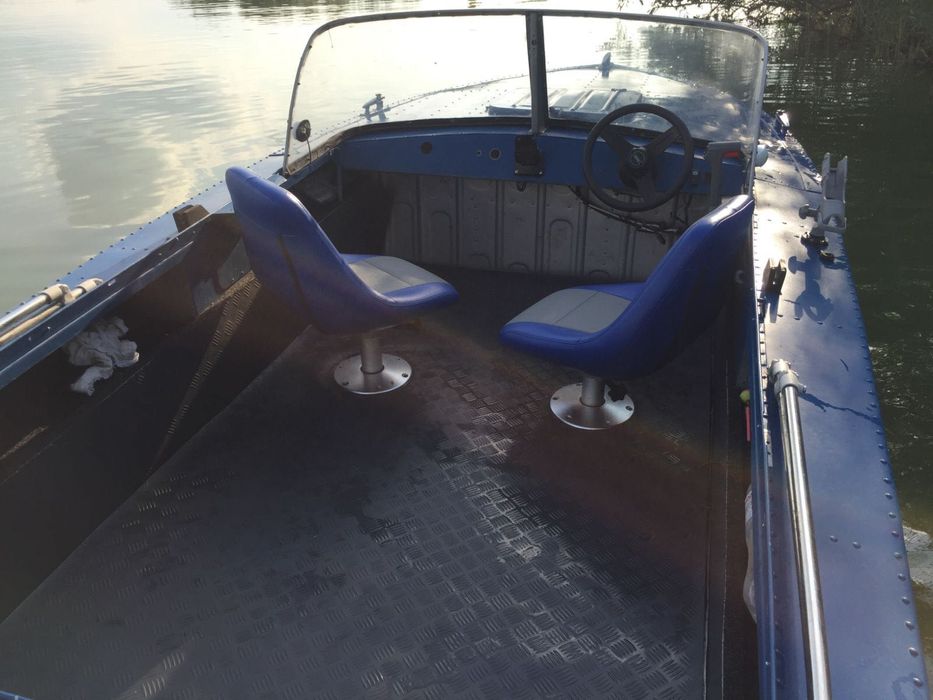 Лодка - катер Прогресс 2М Yamaha 25-4кл.