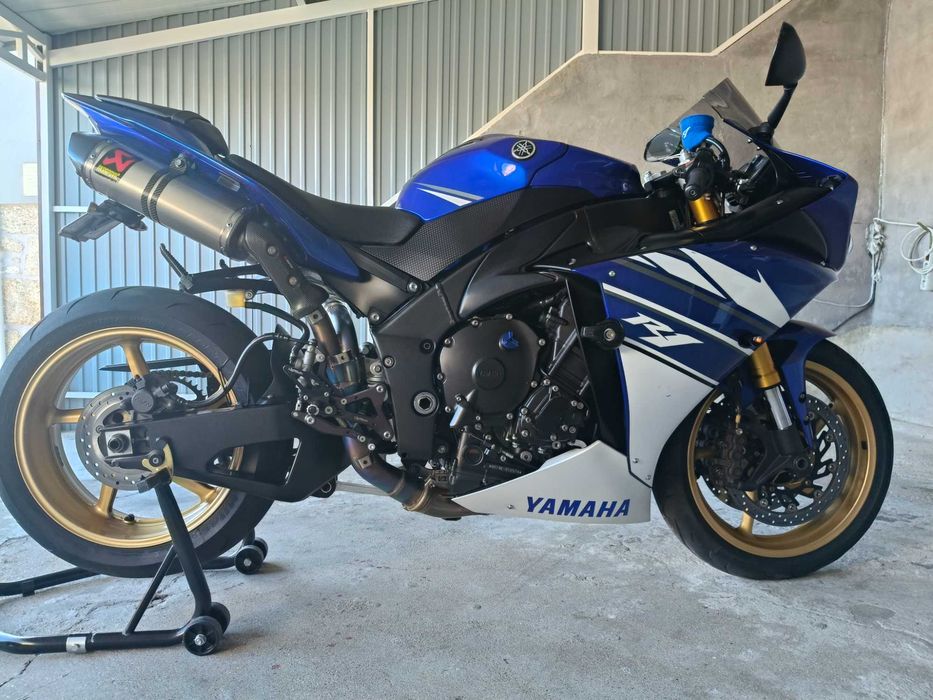 Yamaha R1 Crossplane