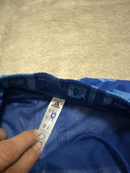 Шорты Adidas размер s