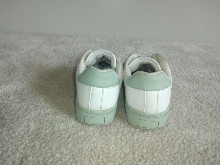 Buty UMBRO Talila Sneakersy Damskie roz.39
