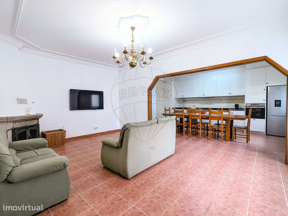 Moradia T4 para venda