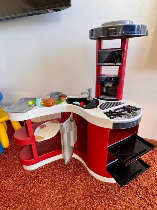 Vendo cozinha de criança Miele