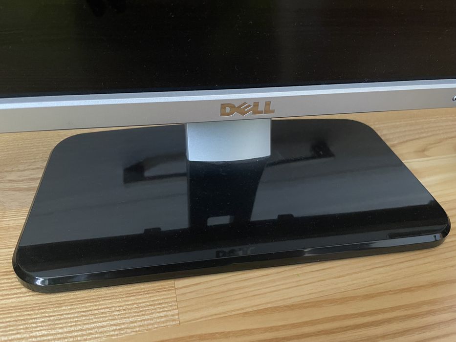Monitor Dell 22 cale SP2208WFP Komputer PC Konsola