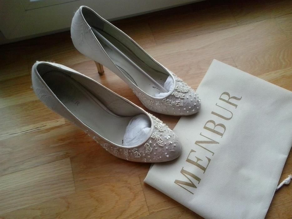 Buty / szpilki ślubne MENBUR