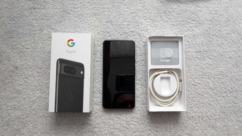 Telefon Smartfon Google Pixel 8 5G Obsidian czarny 8/128 GB gw.XI.2027