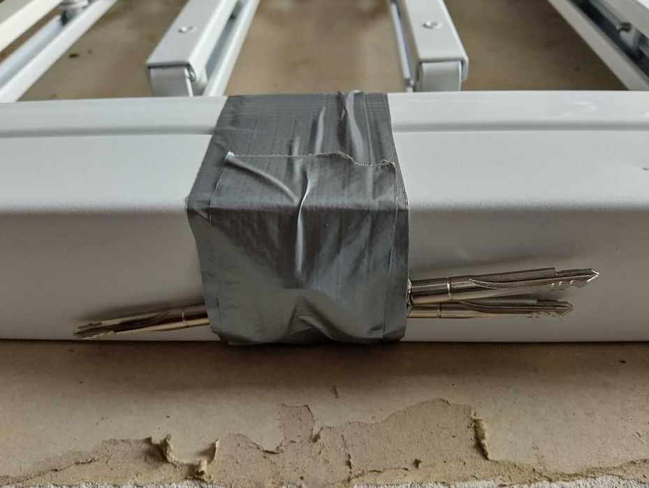 Grade lagarto extensível 120 x 80 x 6 cm muito robusta com fechadura