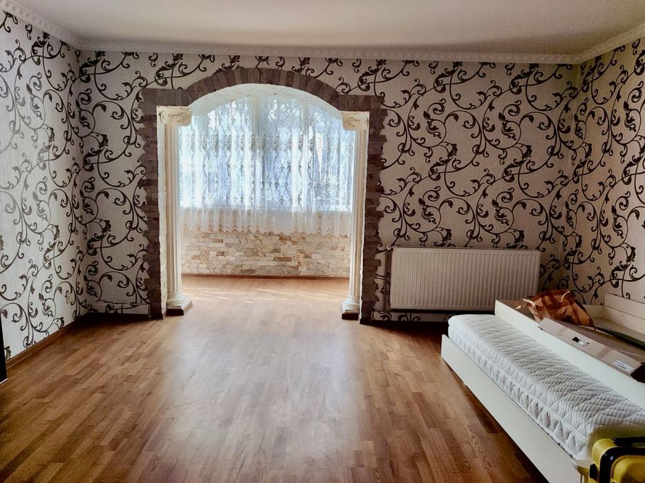 Продається 3-кімнатна квартира в новобудові. Чортків