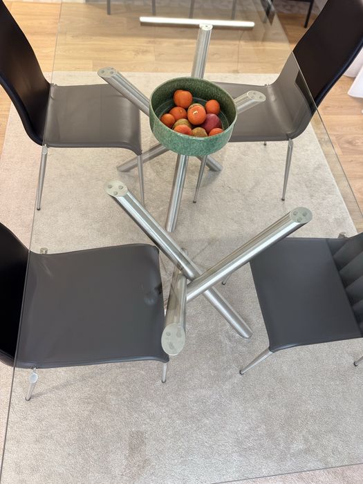 Mesa jantar e cadeiras