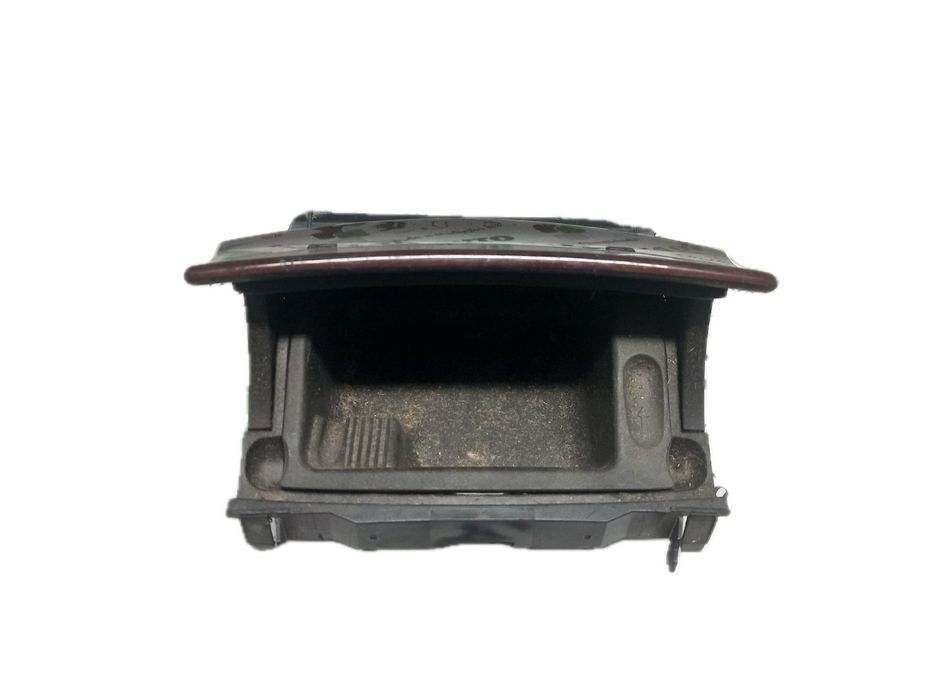 Cinzeiro MERCEDES-BENZ Classe C (W203)