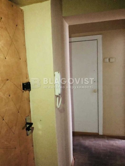 Продаж 1-к квартири 40м. Косметичний ремонт, гарний стан. Радченка, 12