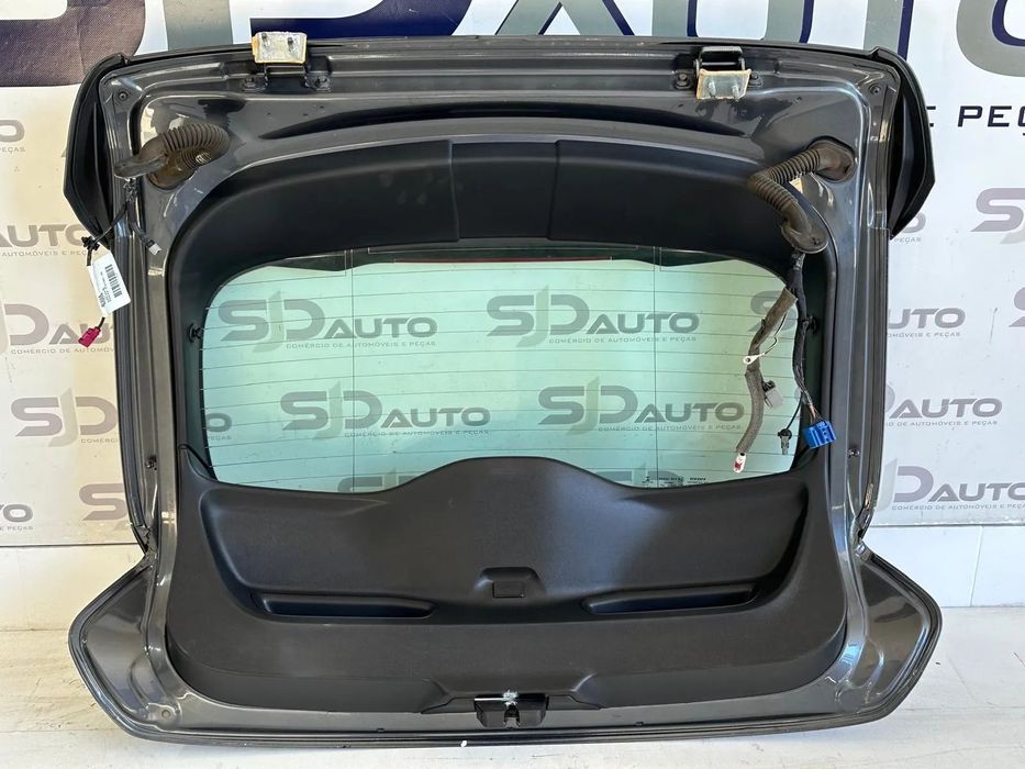 Tampa Mala - Volvo V40 (2013)