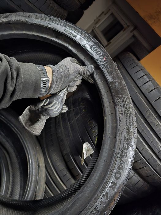 235/40R21 Continental EcoContact 7S 25р
