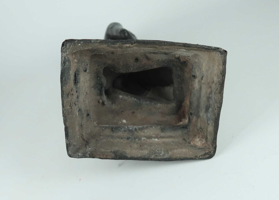 Buda ajoelhado Khmer / Tailândia em metal