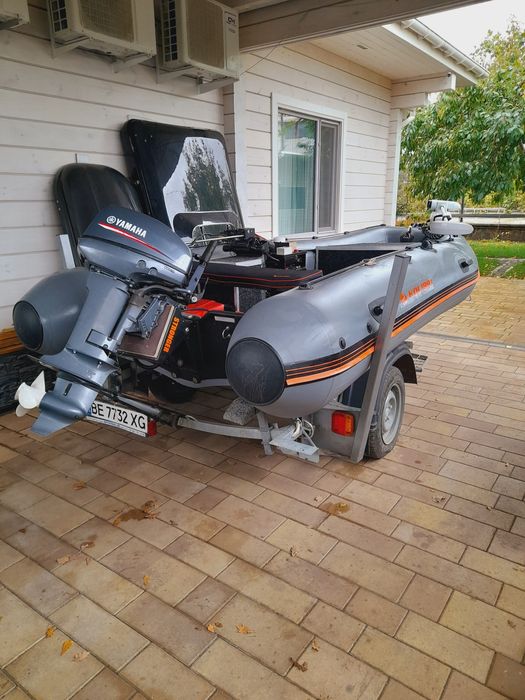 Надувний човен Колібрі КМ-400DSL