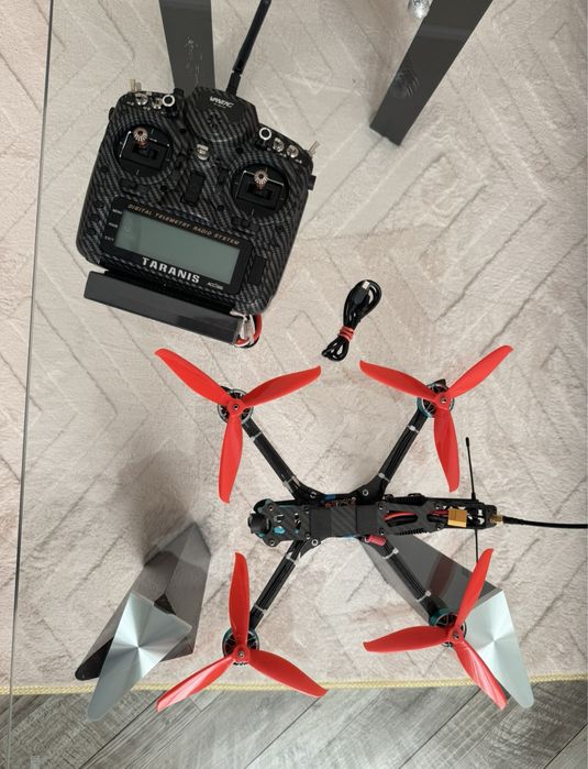 Квадрокоптер, пульт FPV Taranis X9D Plus 2019 SE 2 шт Fat Shark