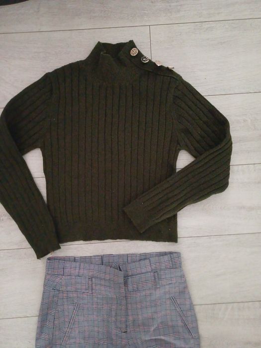 Zestaw szorty w krate mohito sweter 34