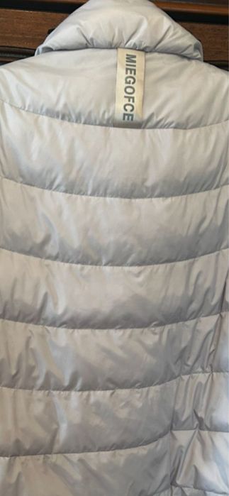 Куртка на синтапоне, новая.