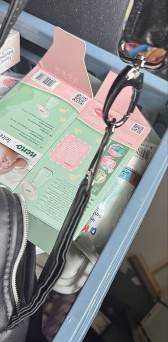 Pojemna, duża torba do wózka. Czarna z brokatem.