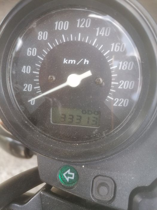 Honda CBF 500 como nova