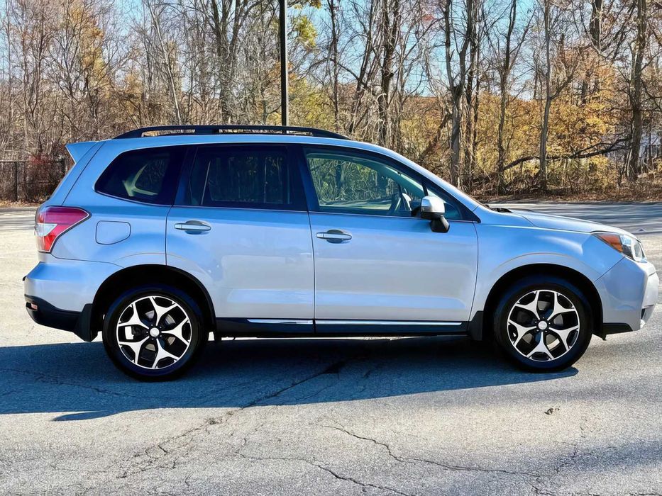 Subaru Forester Touring      2015