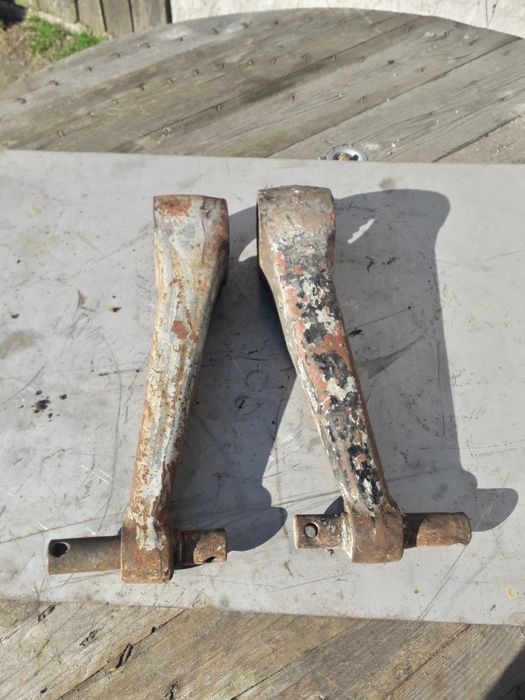 Ramię podnośnika Ursus ,C385 ,Zetor ,8011, lewe lub prawe