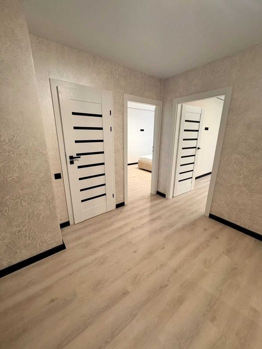 2 кімнатна квартира з ремонтом та меблями поруч з Велесом