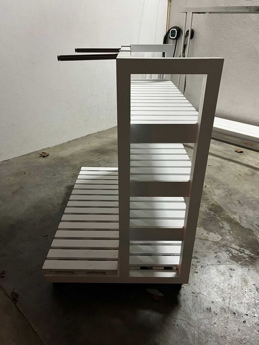 Móvel de exposição de roupa para loja