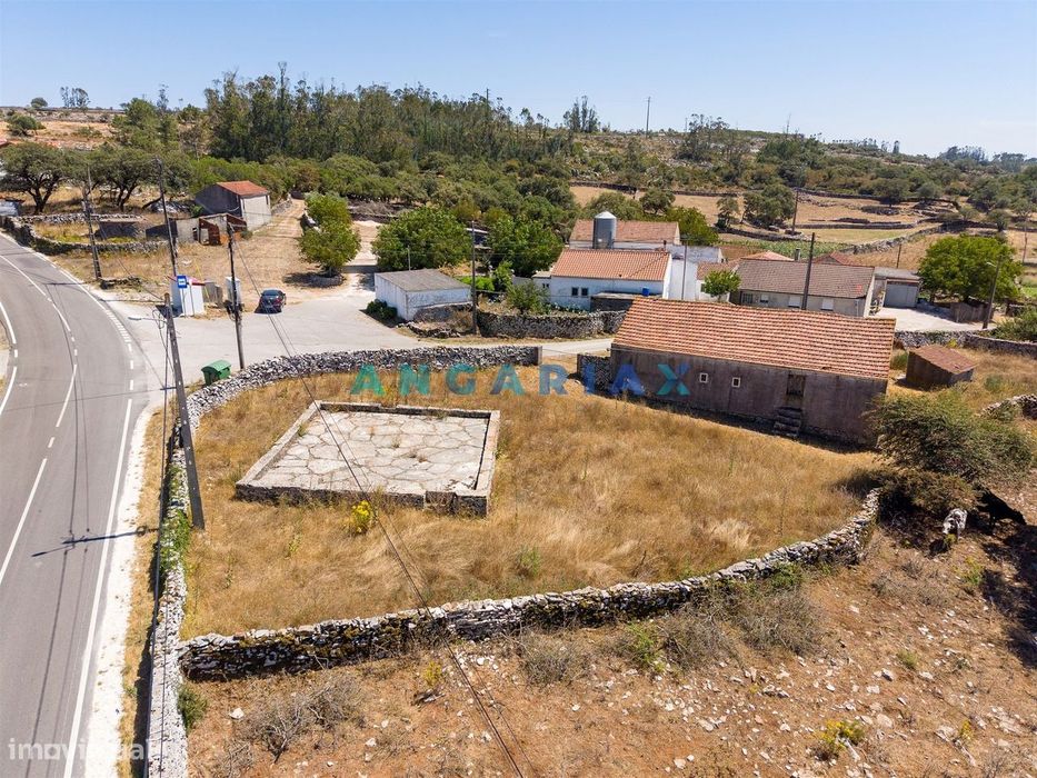 ANG1661 - Moradia T2 para Venda em São Bento, Porto de Mós