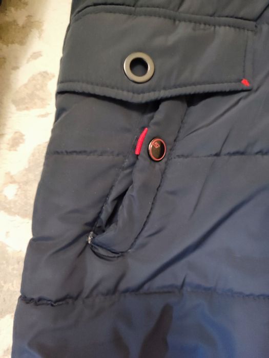 Зимова куртка на хлопчика 7-8 років