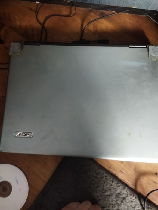 Acer travel mate 2410