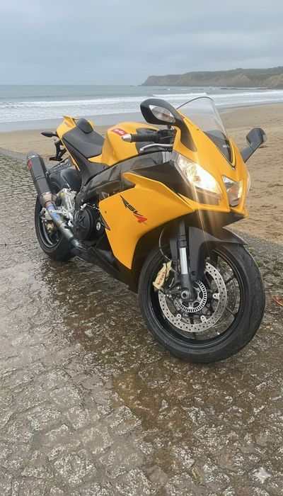 Aprilia RSV4 1000 – 2014–Excelente estado