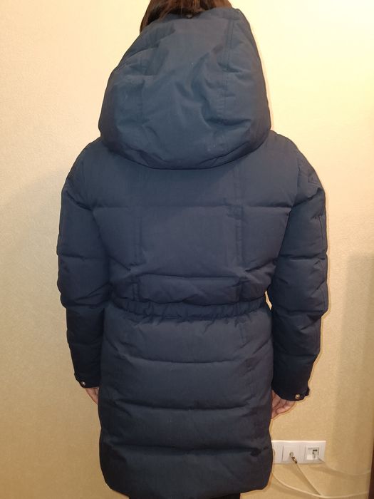 Женский Пуховик  тёмно-синего цвета Eluine