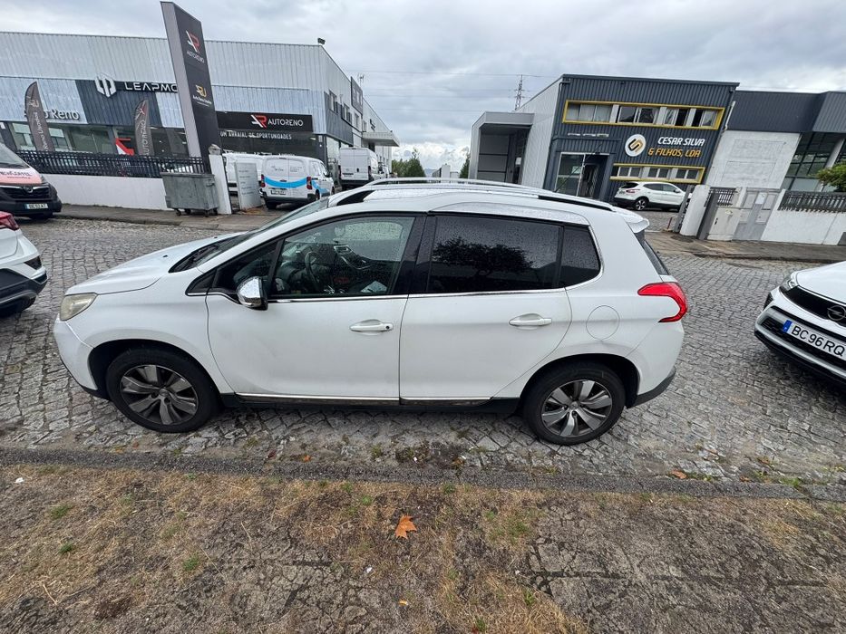 Peugeot 2008 1.6 HDi Allure | 2014 |