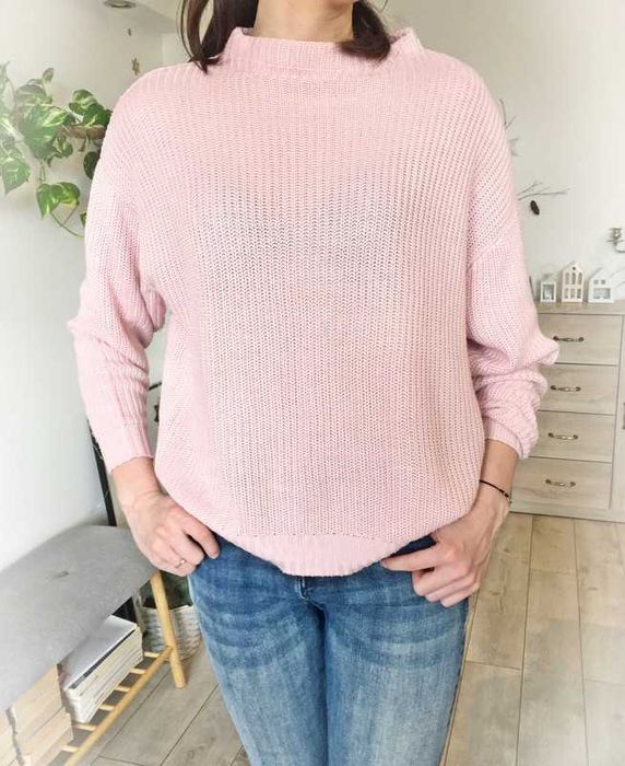 Różowy sweter oversize Cropp jesienny sweterek pudrowy róż S