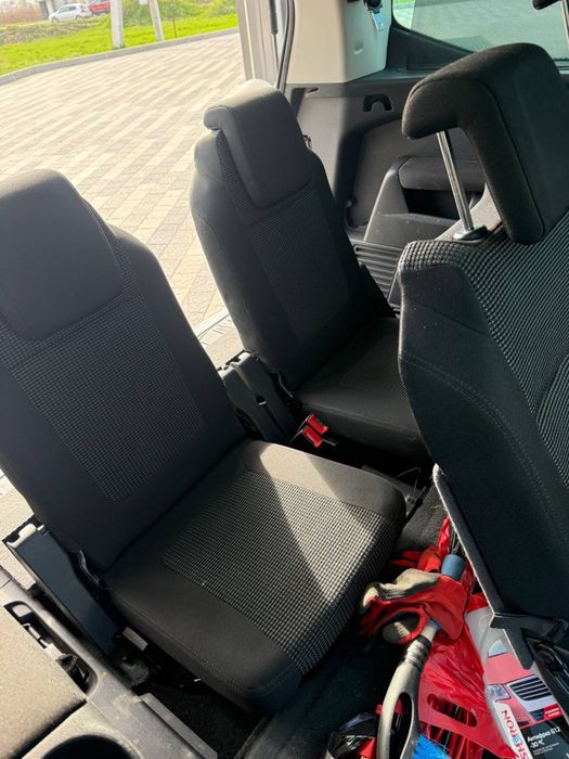 Продам peugeot 5008