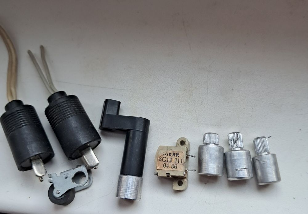 Запчастини до магнітофона МАЯК 233