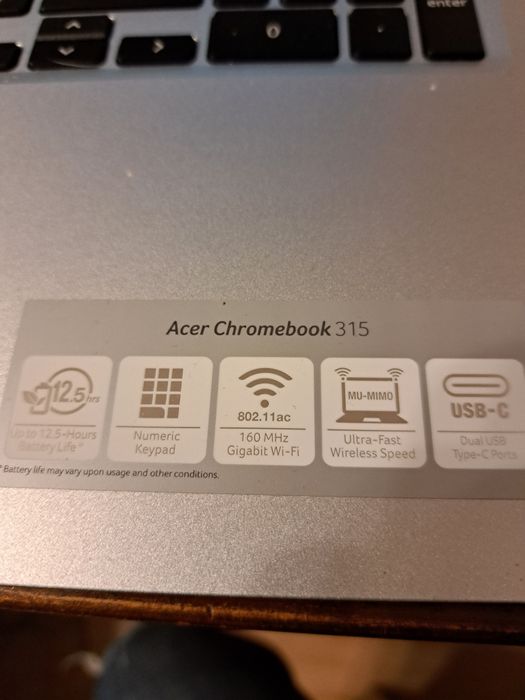 Laptop Acer z dotykowym ekranem