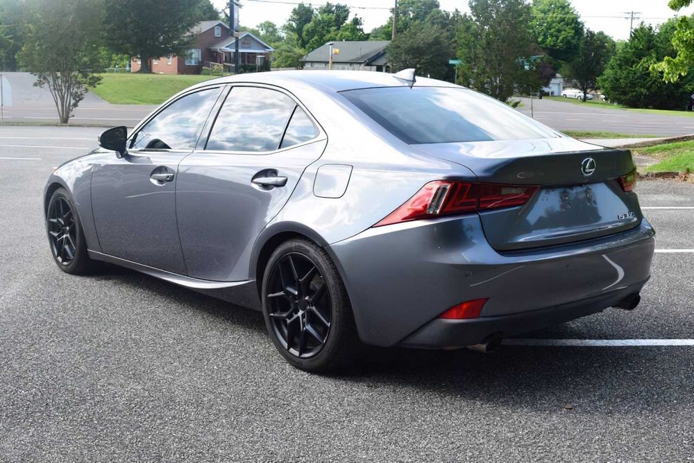 Lexus IS 350      2015