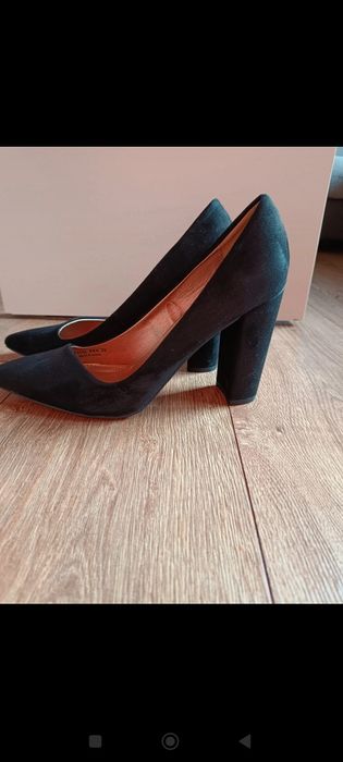 Nowe czółenka firmy Mohito r. 39