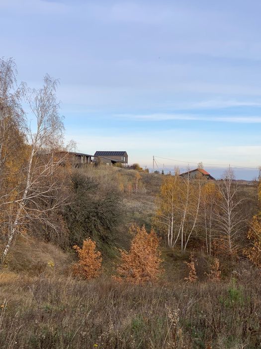 Рославичі - на схилах , твердим  під'їздом. Мальовничо!