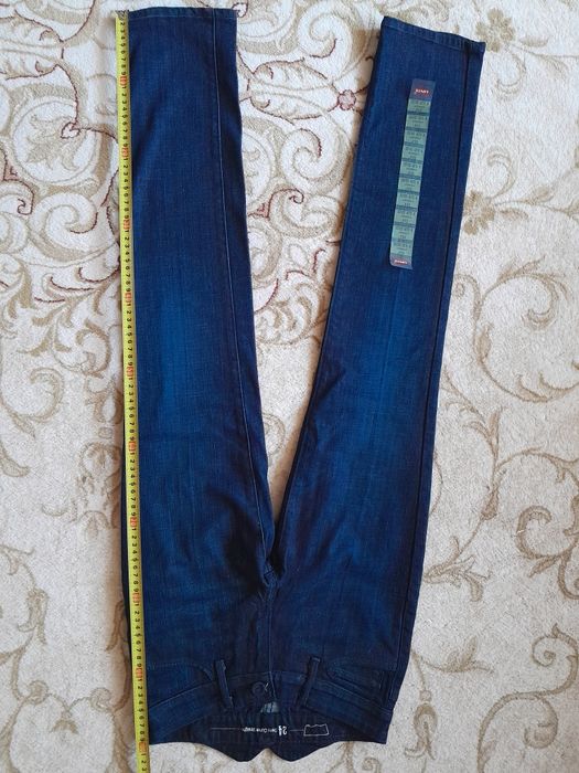 Джинсы новые Levi's подростковые