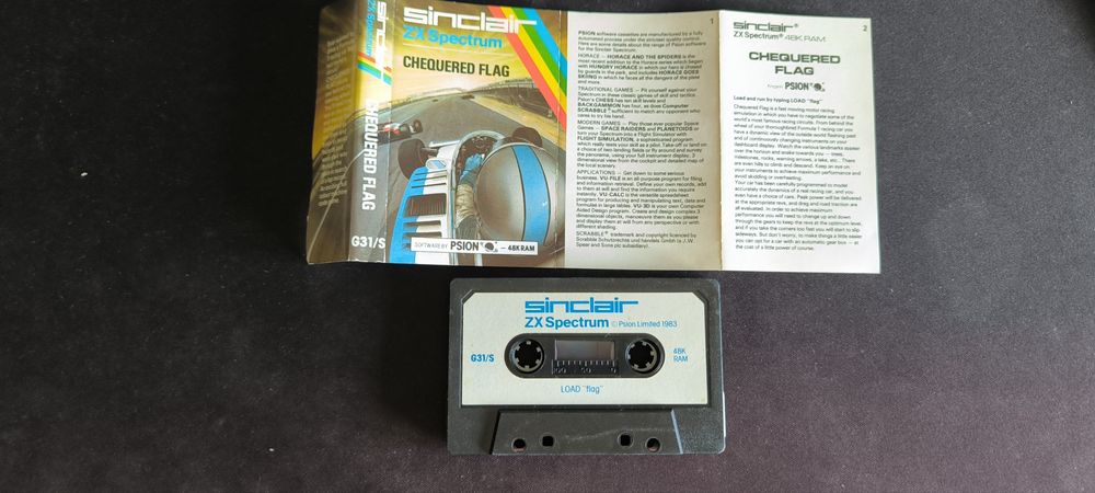 Chequered Flag (ZX Spectrum 48K - Psion/Sinclair) - Edição Completa