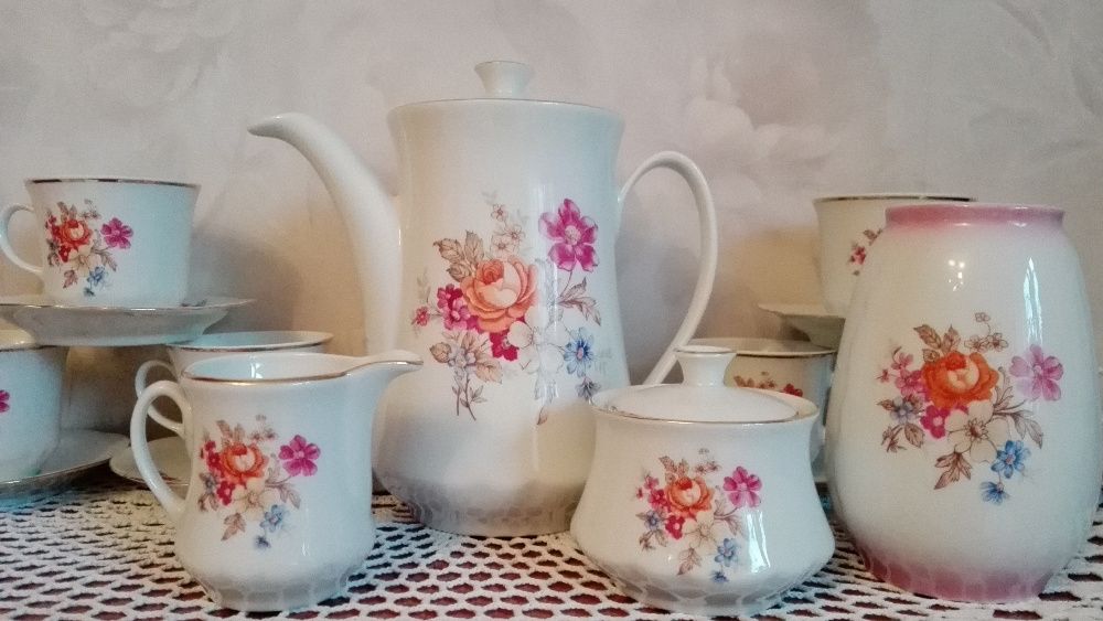 Serwis do kawy, wazon, stara porcelana Ćmielów, 6 osób