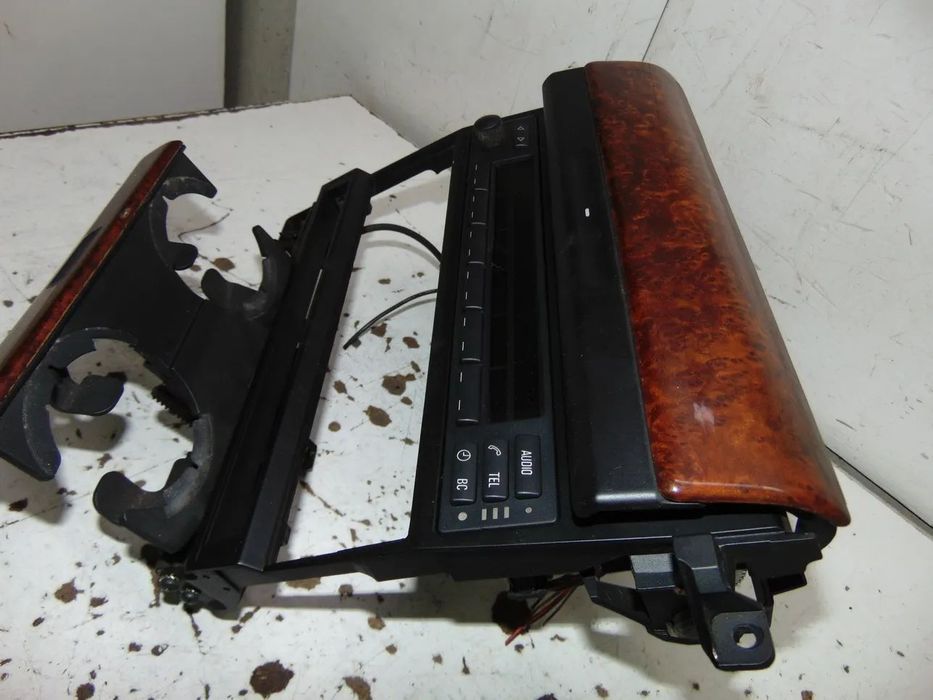 BMW E38 Auto rádio