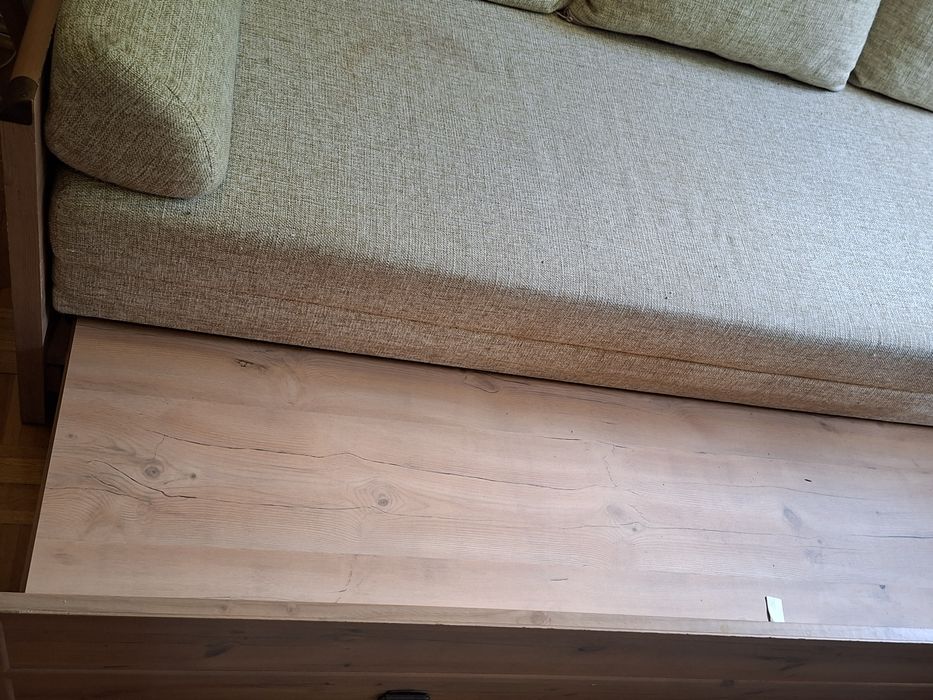 Sofa rozkładana do salonu lub sypialni