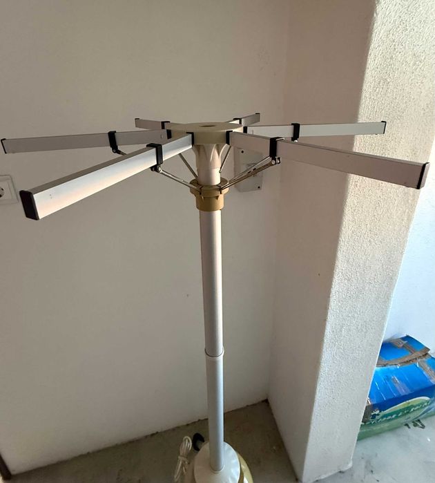 Secador de roupa elétrico de pé — 900 W