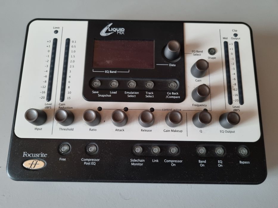 Focusrite liquid mix 32