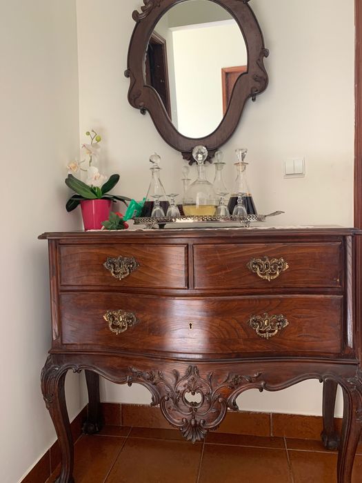 Cômoda D João V com 3 gavetas